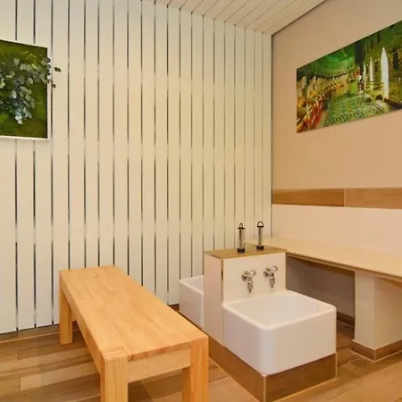 Olympia Haus 2, Whg 14 *